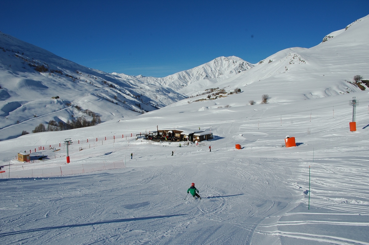 Pistes de ski et restaurant Chazelet